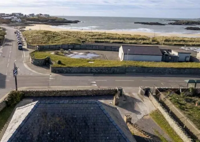 Beach House In Anglesey